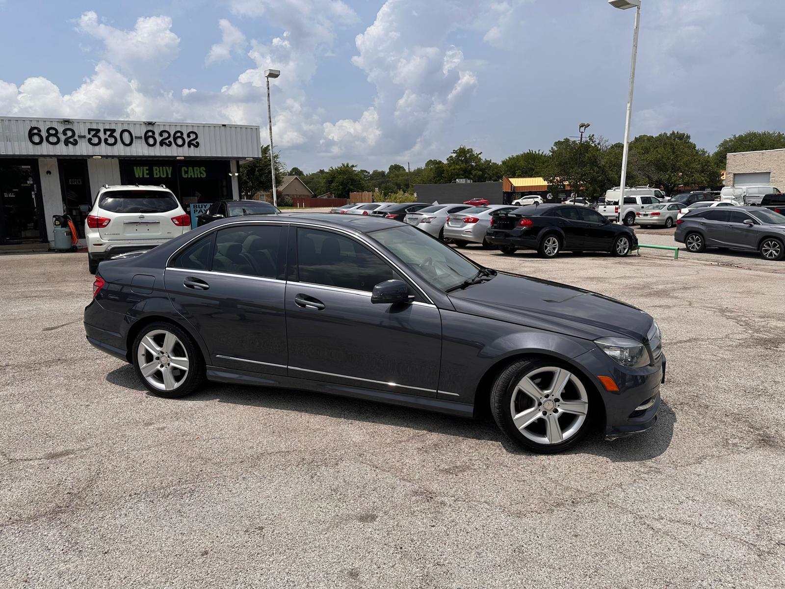 Auto First dealership photo 18