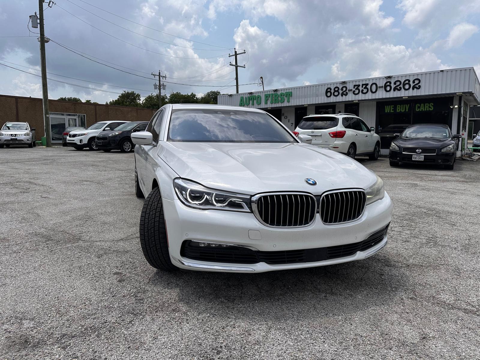 Auto First dealership photo 28